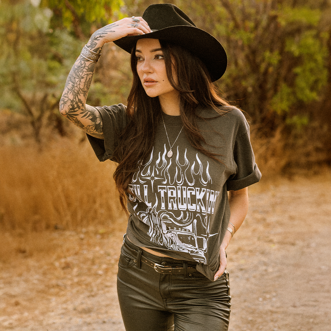 STILL TRUCKIN' TEE (VINTAGE BLACK)