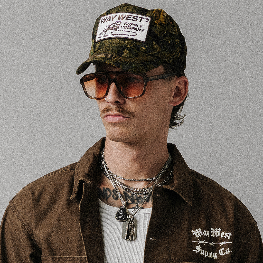 CHAINSAW DEALER TRUCKER HAT